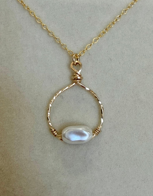 14k gold-filled pearl necklace handcrafted for permanent jewelry appointments in Destin, Florida